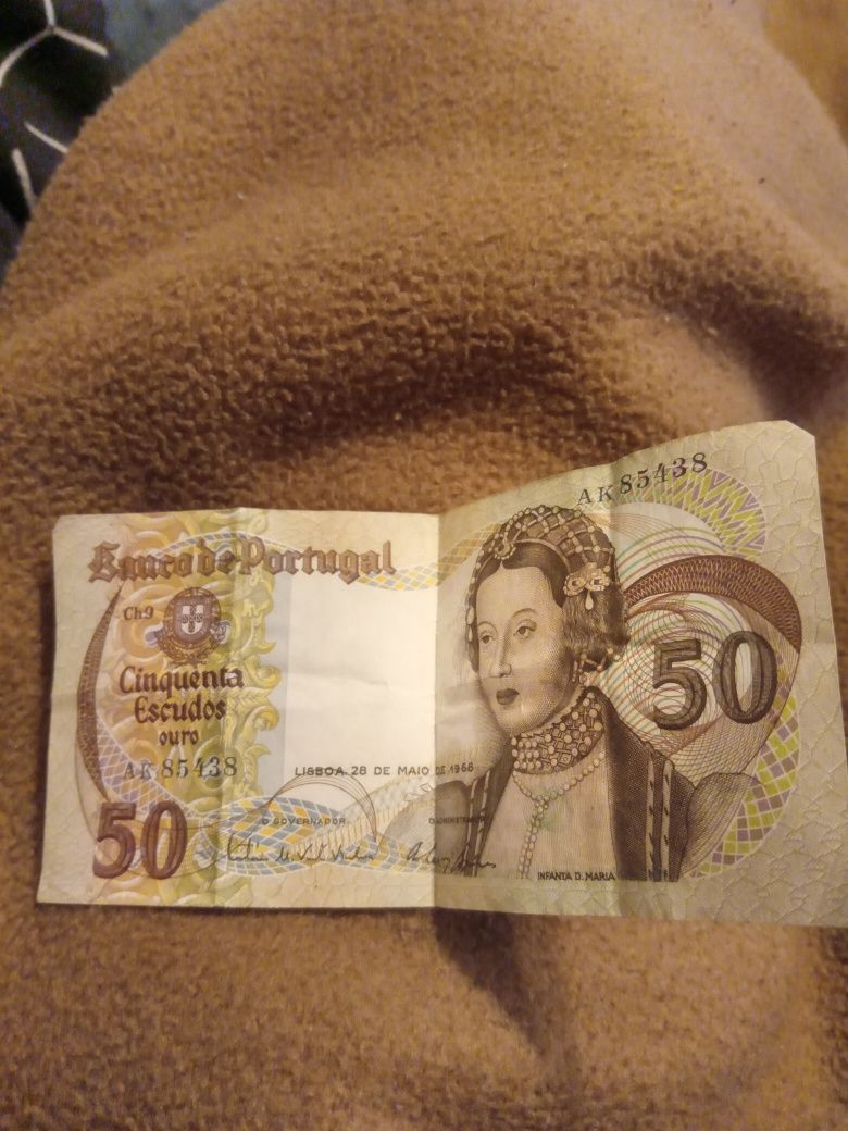 Nota de 50 escudos de 1968 em excelente estado