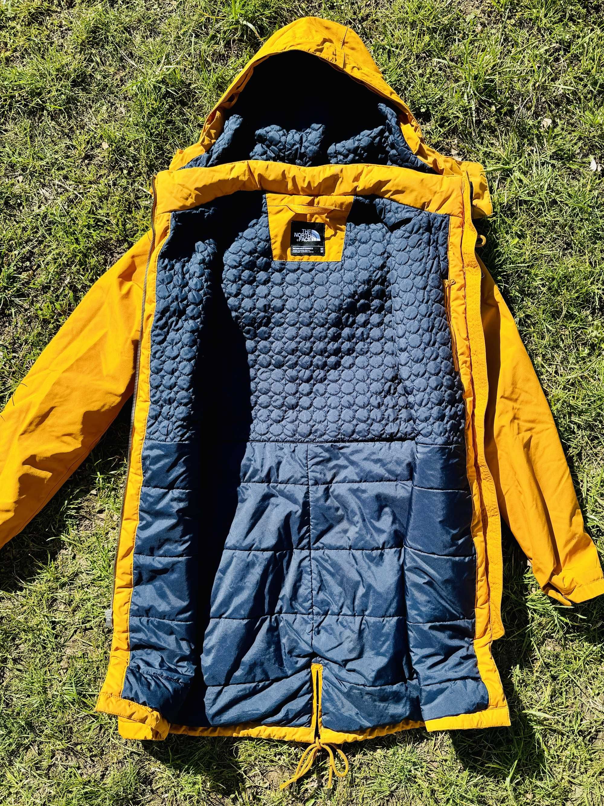 Жіноча куртка, парка The North Face Dryvent