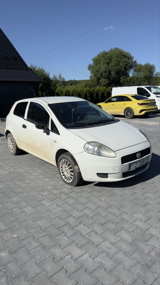 Fiat punto Van sprzedam  jeździ pali skreca hamuje