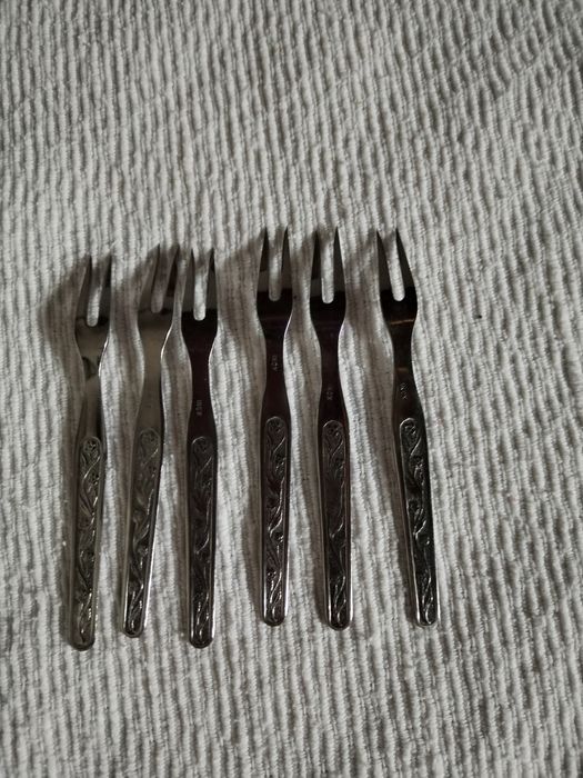 12 garfos de aperitivo