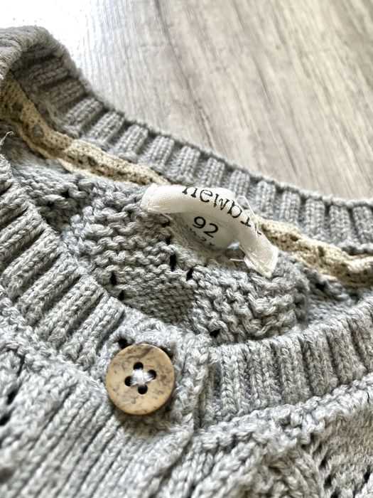 86-92 Kappahl Newbie sweterki ażurowe jeansy dziewczęce