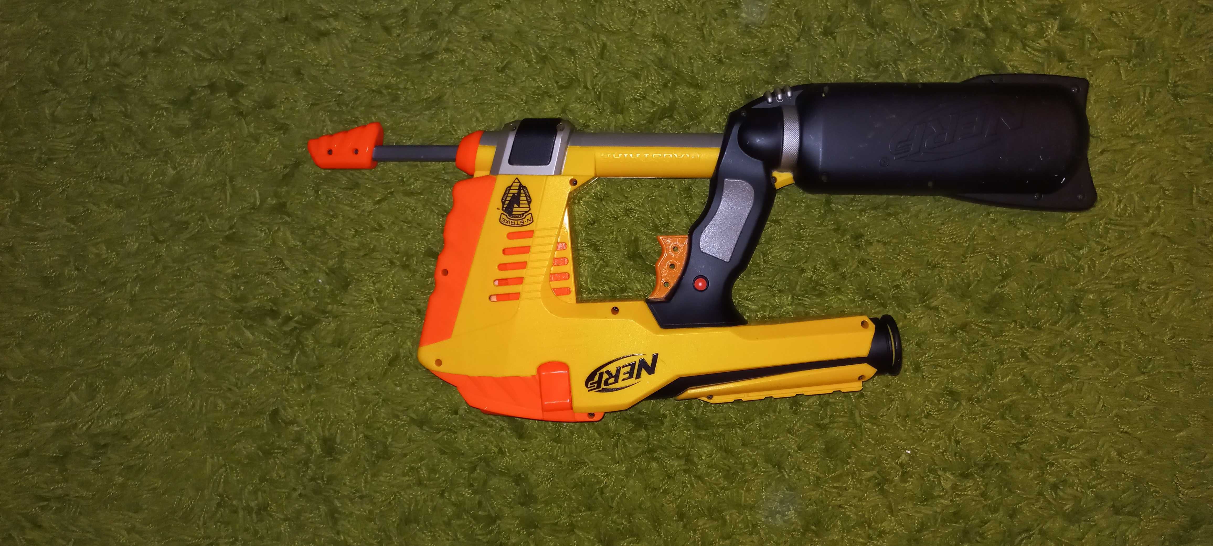 Nerf   N - Strike