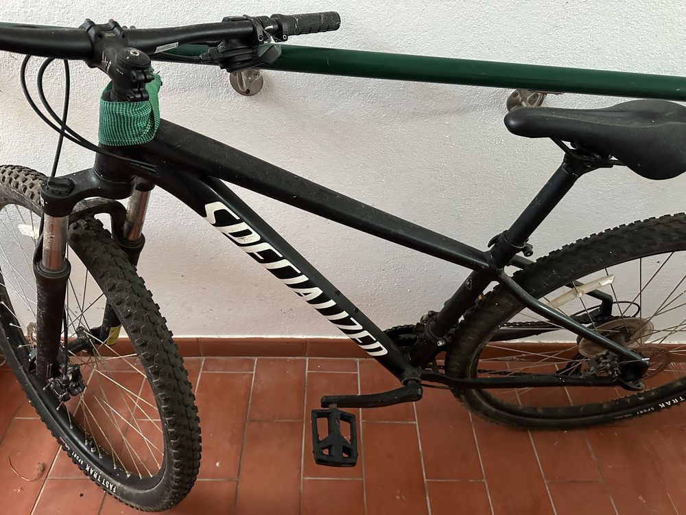 Bicicleta BTT Specialized