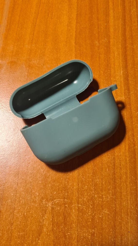 Чехол AirPods Pro