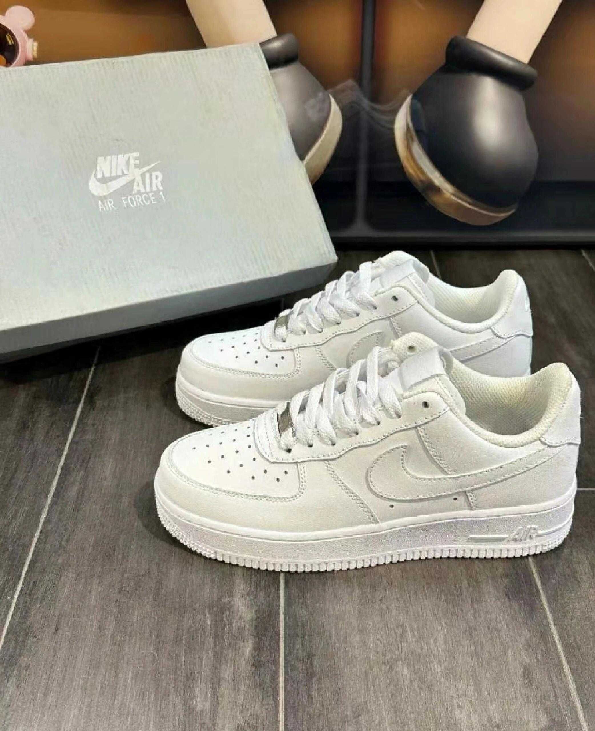 NikeAirForce1Low07White R.40.5