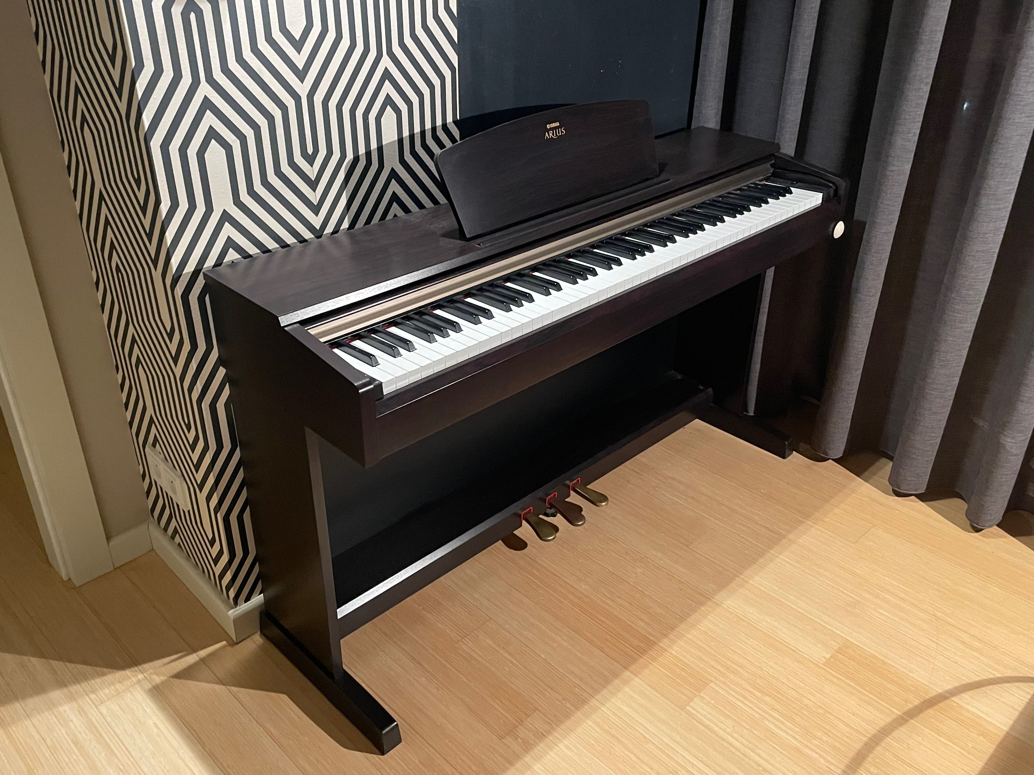 Pianino cyfrowe Yamaha YDP 161