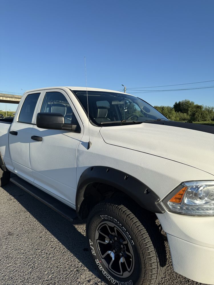 Dodge Ram 5.7 2015