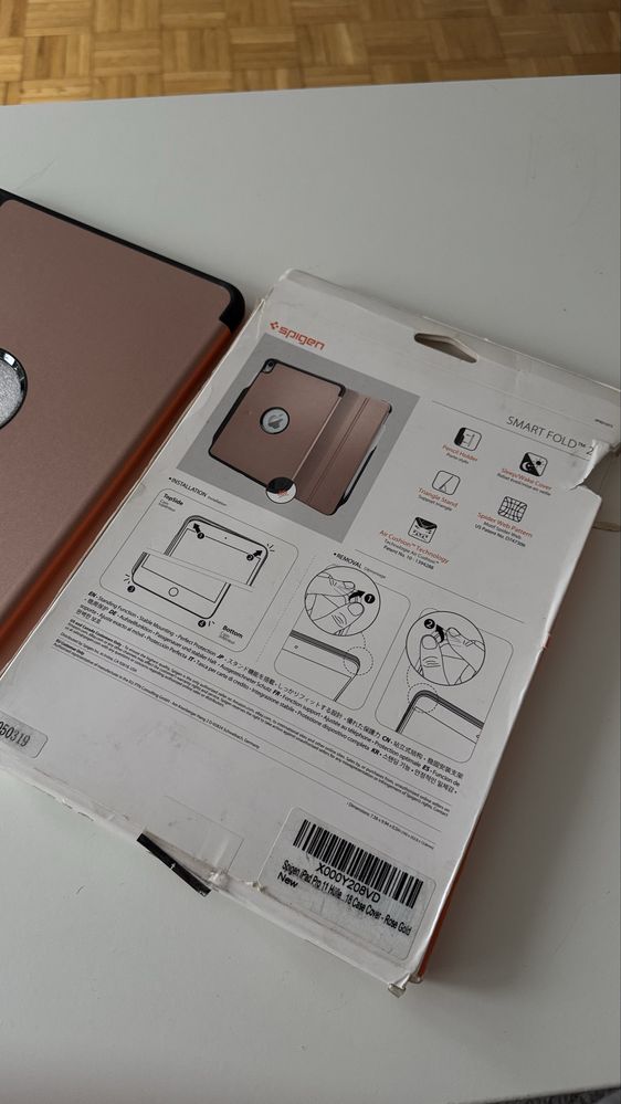 Etui Spigen Smart Fold 2 iPad Pro 11”