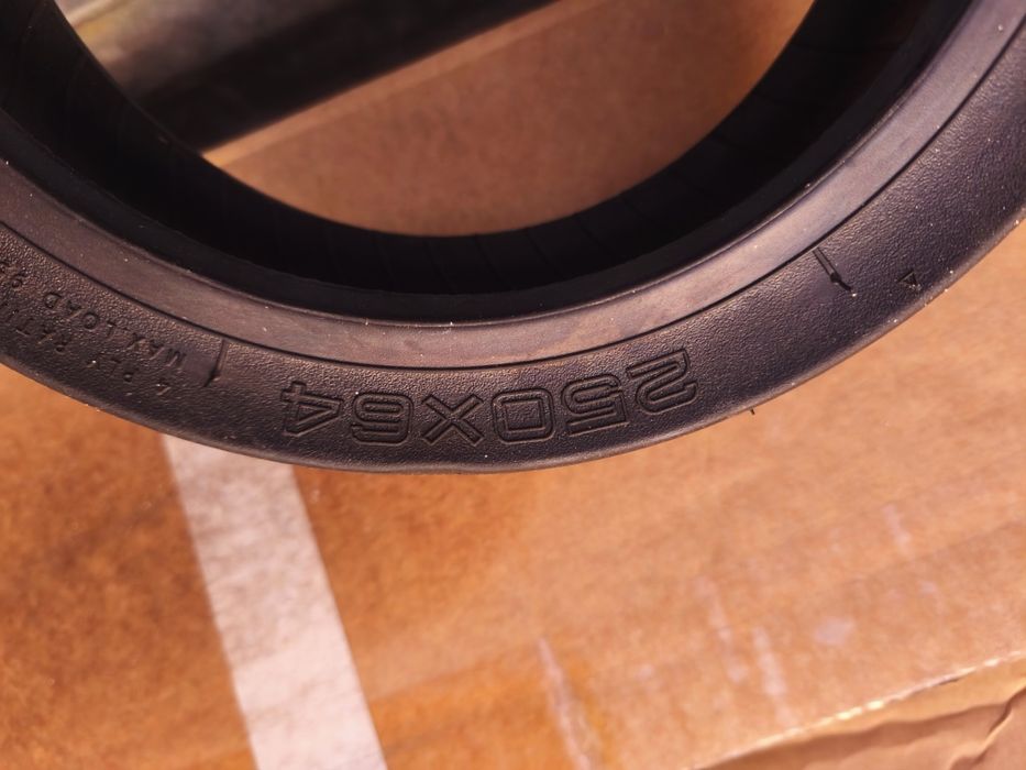 Pneu trotinete scooter 250*64