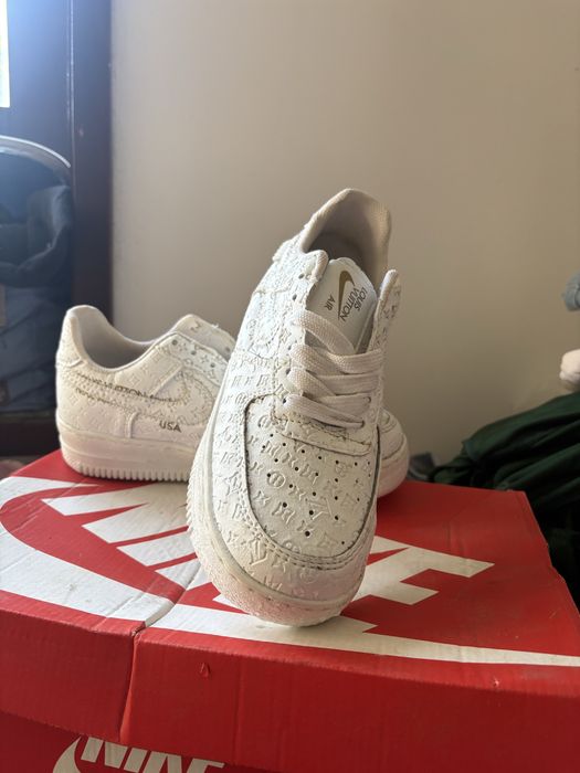 Sapatilhas Airforce x LV