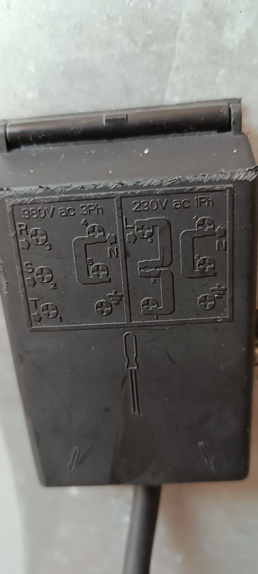 Piec kuchenny elektryczny  PKM EH 4 -50A