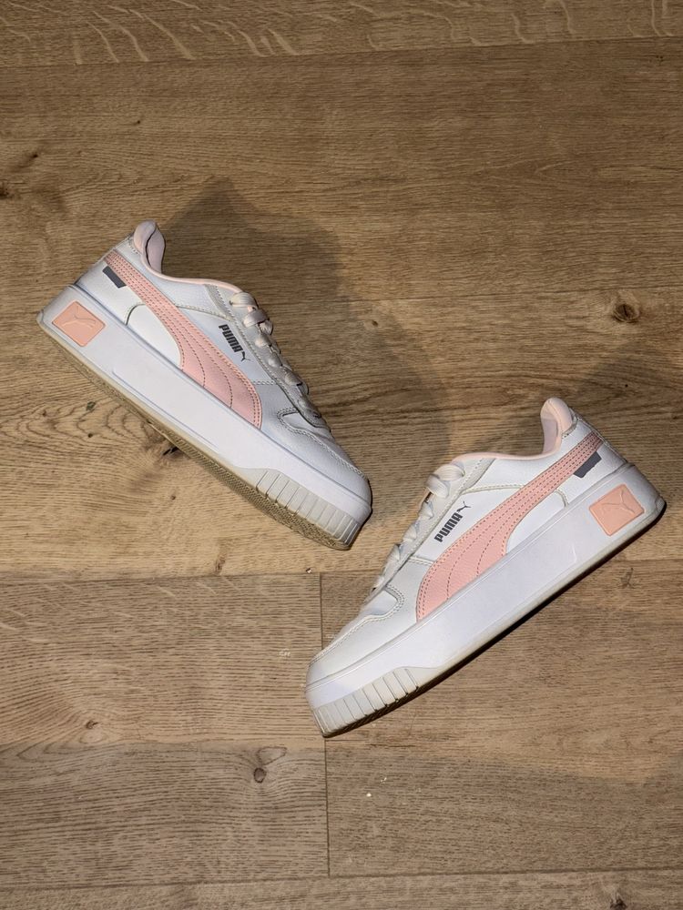 Puma Carina Street / 37.5 EUR
