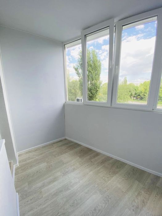 3 кімнатна квартира ДНС біля базара