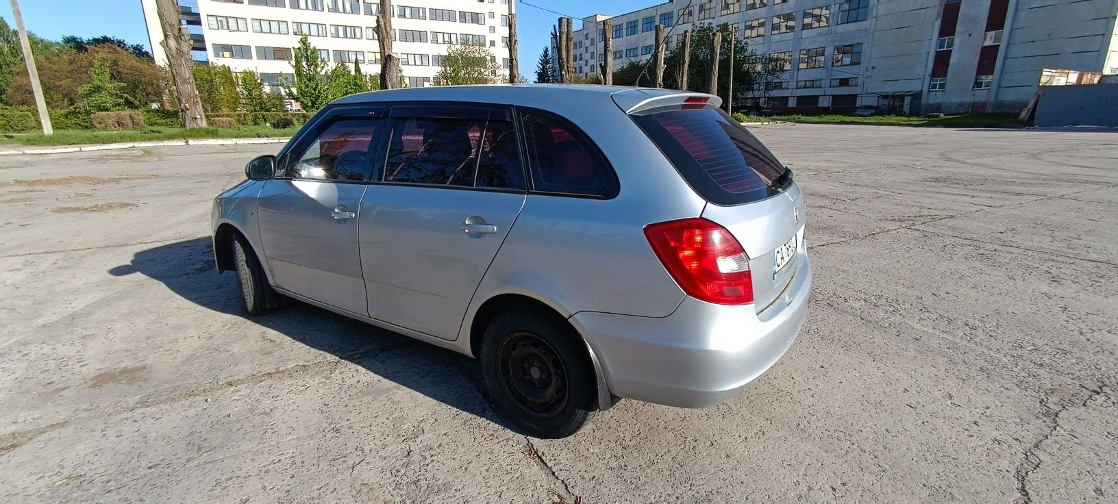 Шкода фабія SKODA Fabia 2 2008