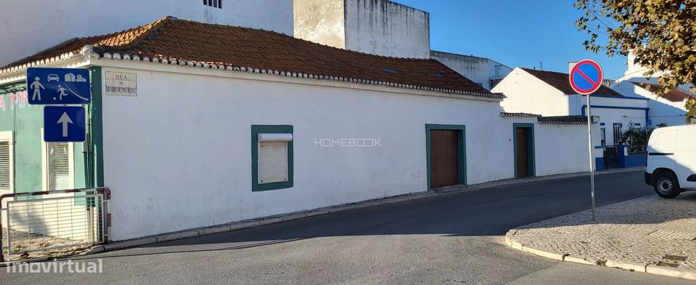 Casa Térrea no Centro do Samouco