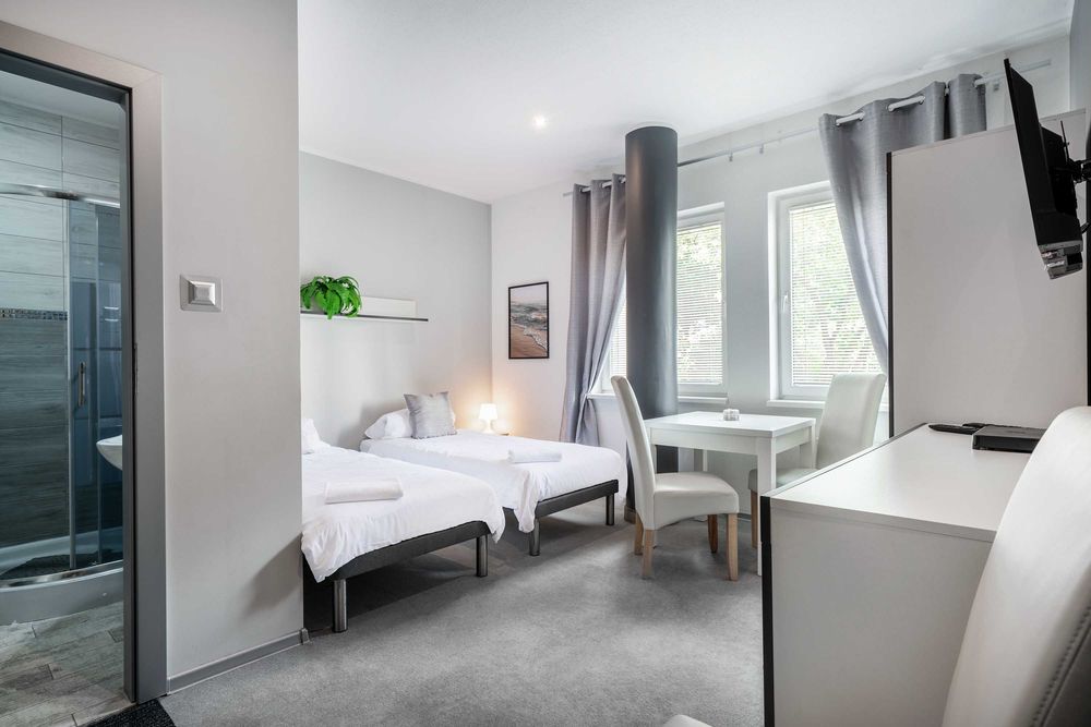 Tanie noclegi w Centrum Gdyni - Hostele z ofertą dla grup do max 88 os