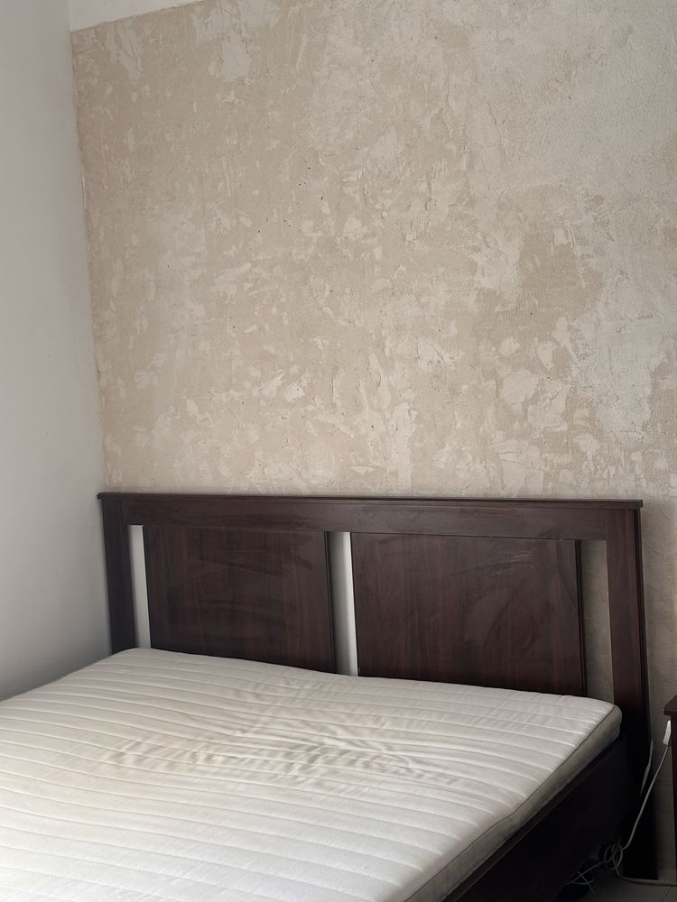 cama de casal IKEA SONGSANG com Colchao