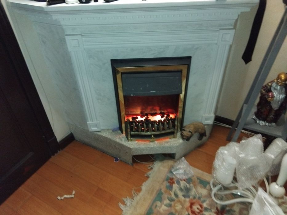 Электро камин продаеться.