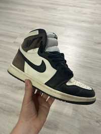 Jordan 1 dark mocha