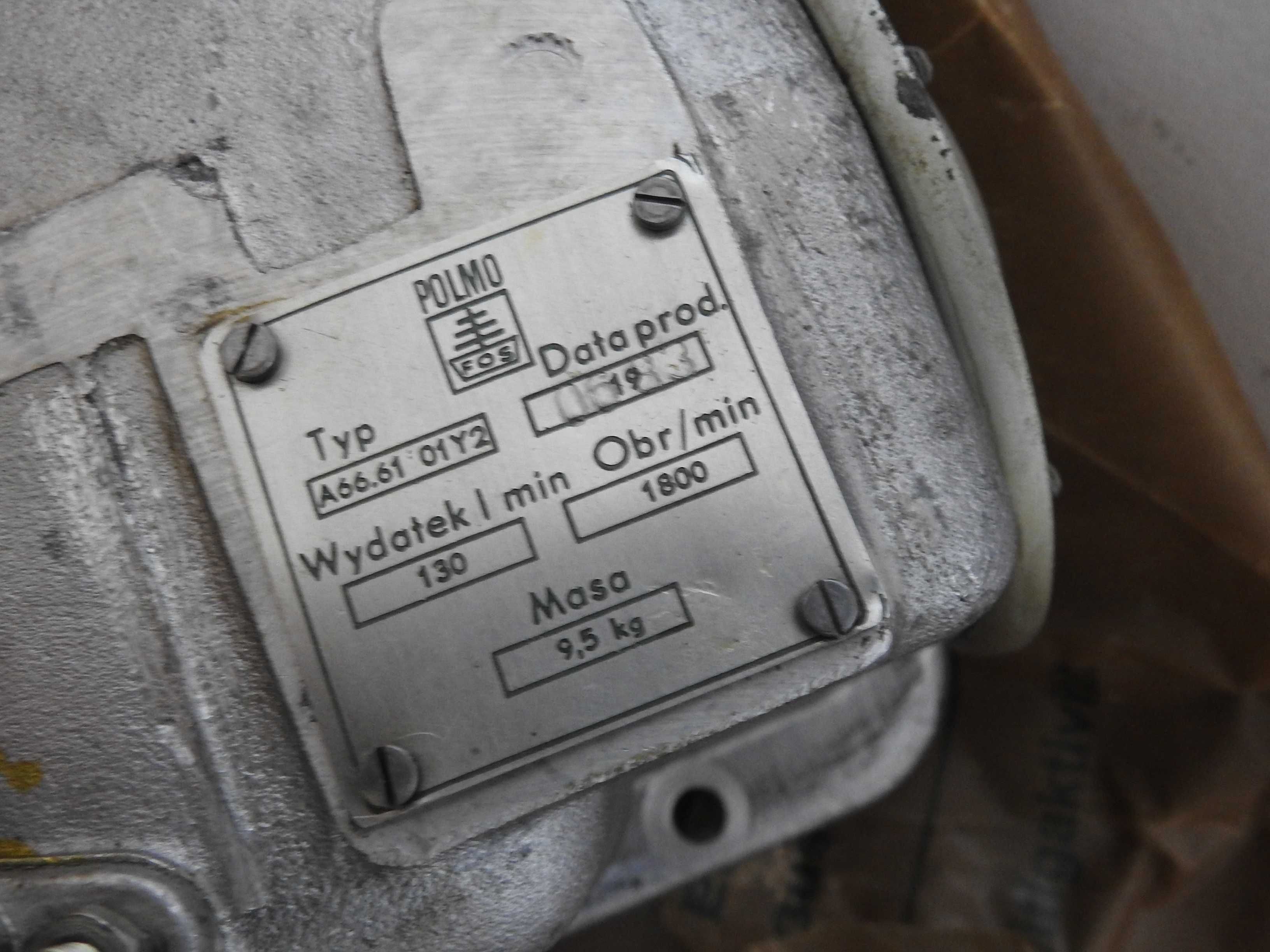 Sprężarka powietrza Star 660 dźwig ŻSH6 R-061 silnik S-47 nowa