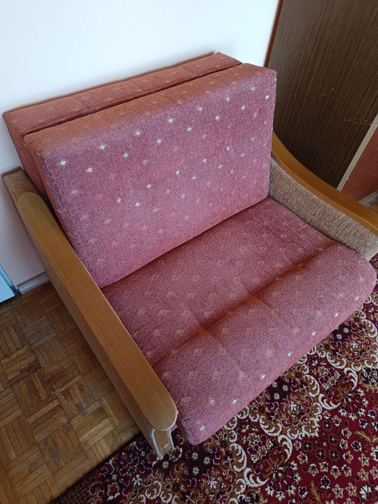Sofa rozkładana, tapczan pojedyncza,stan bardzo dobry