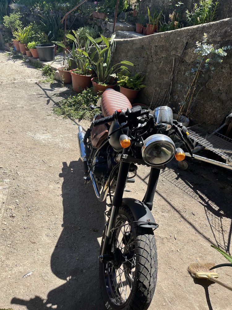 Mash 125cc seventy five como nova