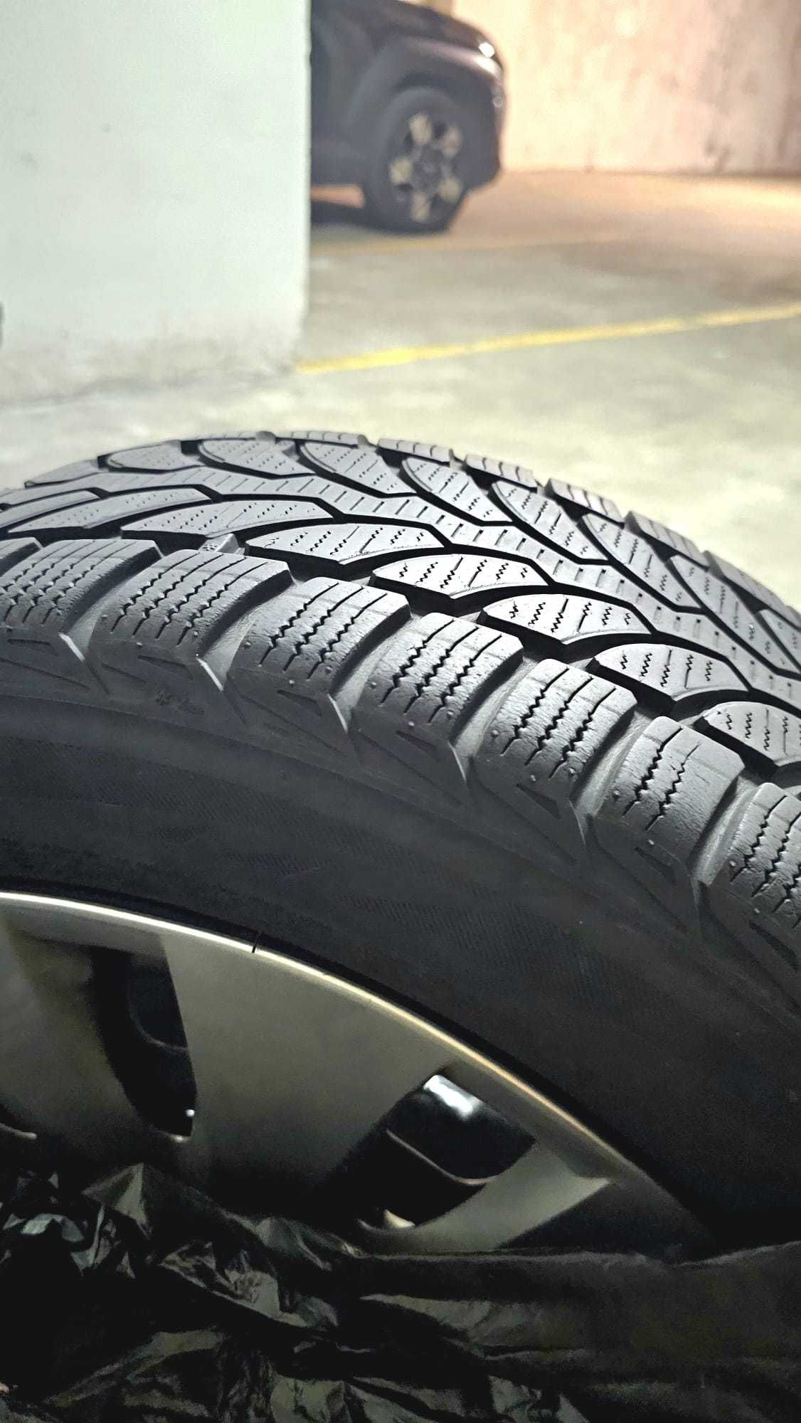 Komplet Bridgestone blizzak lm32 195/55r16 + feligi + kołpaki BMW