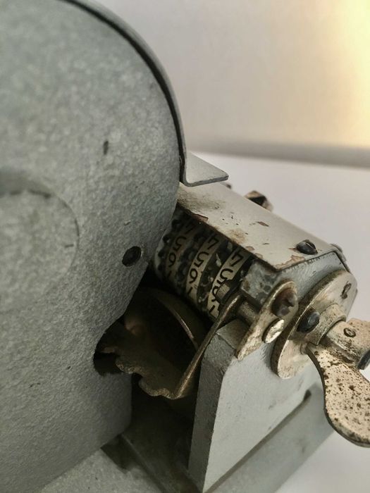 ARITMÔMETRO - Calculadora Mecanica "Felix - M" - URSS