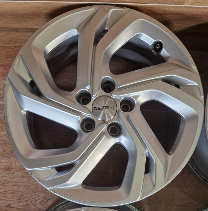 Оригінальні диски Citroën DS R17 5x108 ET44 7.0J DIA 65.1 мм