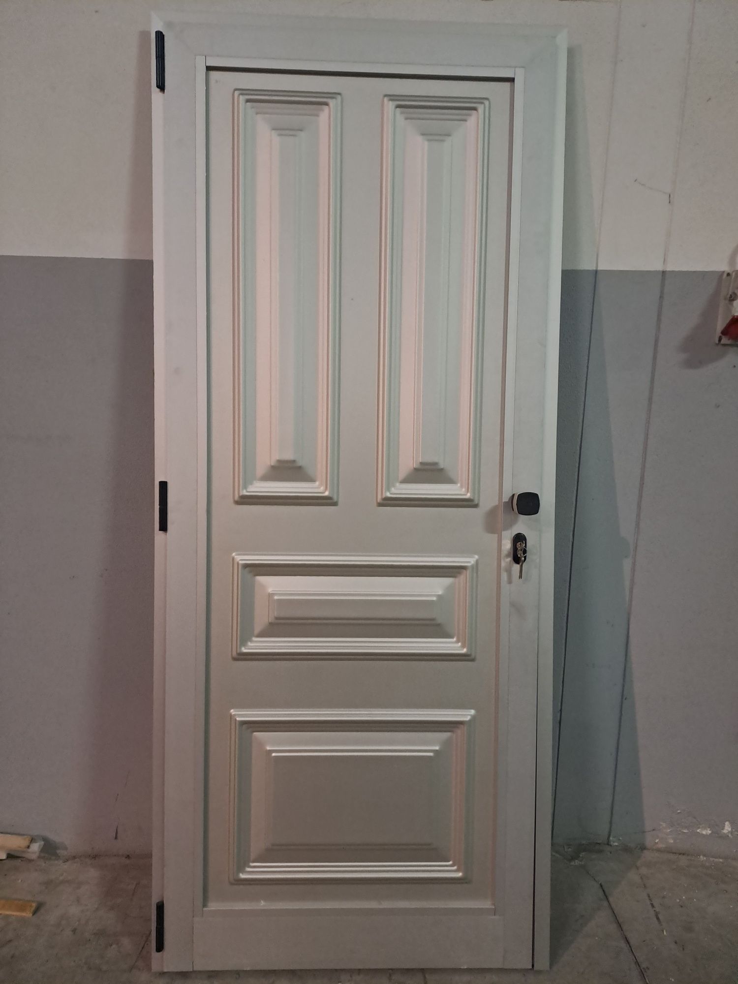 Porta em alumínio Nova