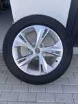 Nowe felgi aluminiowe Audi Q6 z oponami zimowymi – 19”