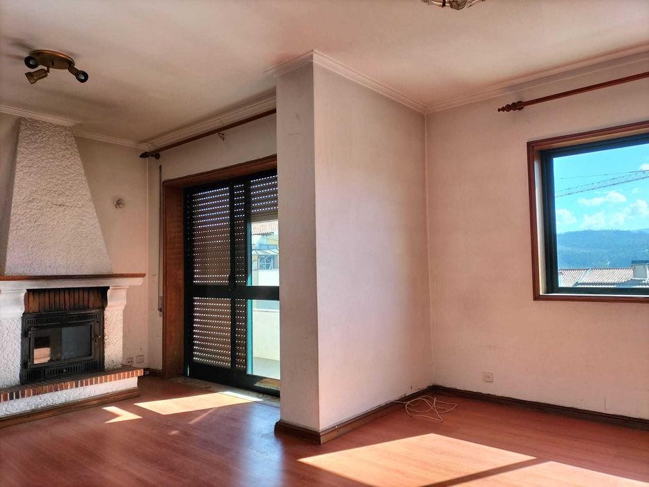 +/- 20m2 de Laminado (Cerejeira) em Ótimo Estado