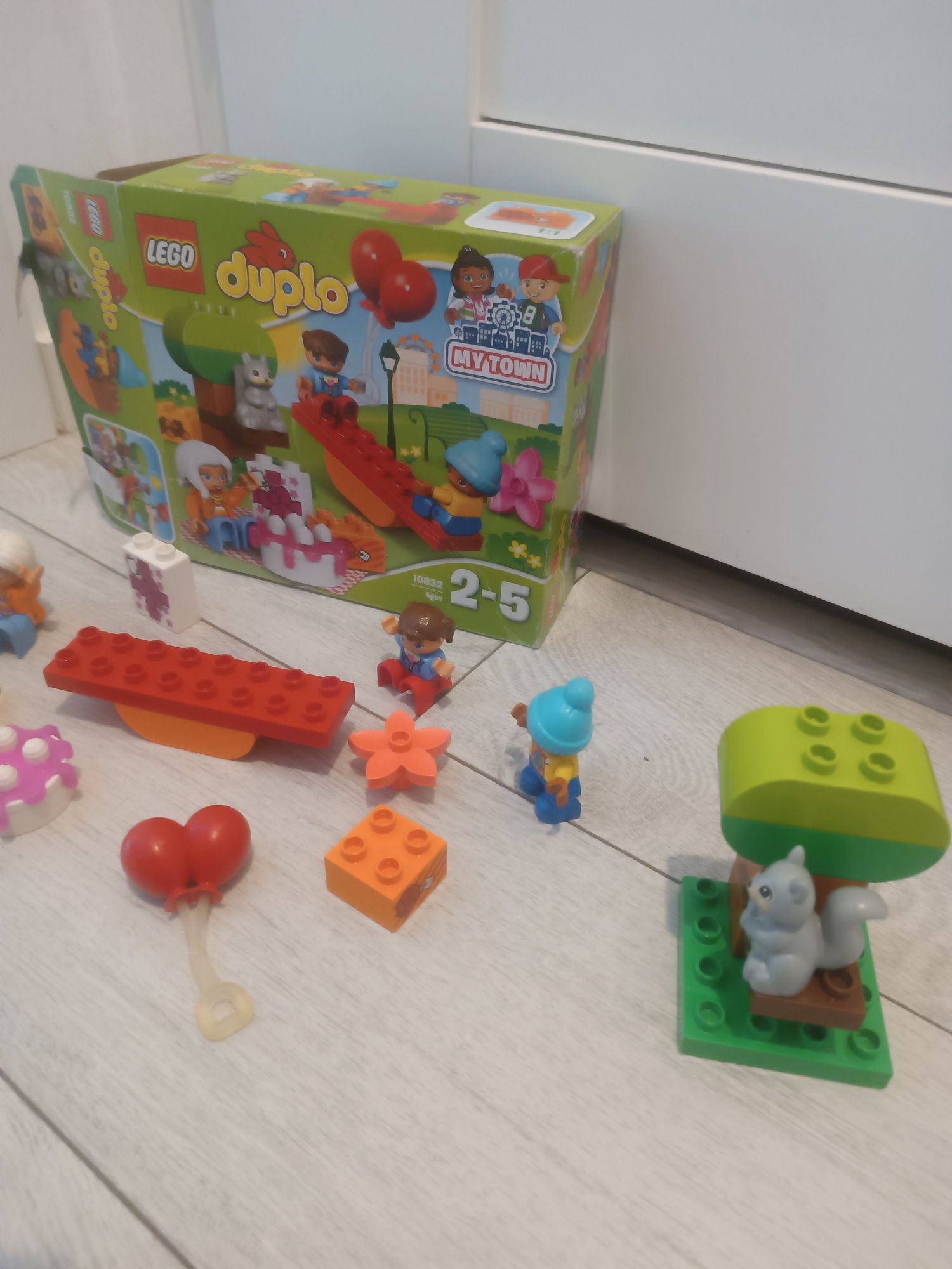 LEGO Duplo 10832 przyjęcie urodzinowe