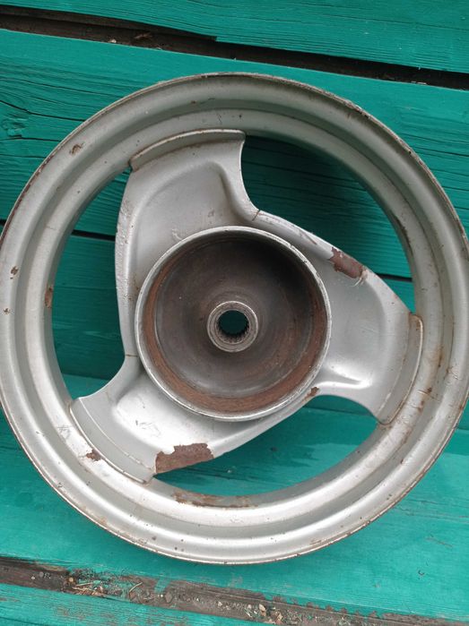 Колесо мопеда Сузукі сєпіа