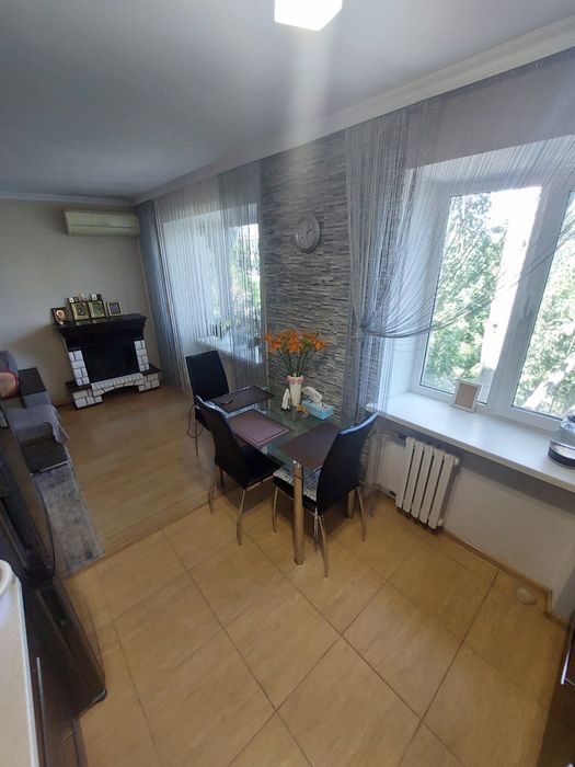 Продаж  3 кімнатна квартира  вулиця Велика  Морська Центр