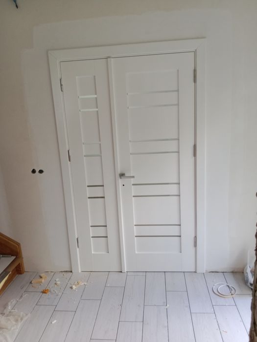 Виготовлення дверей.дерев'яні двері.Двері з масиву.