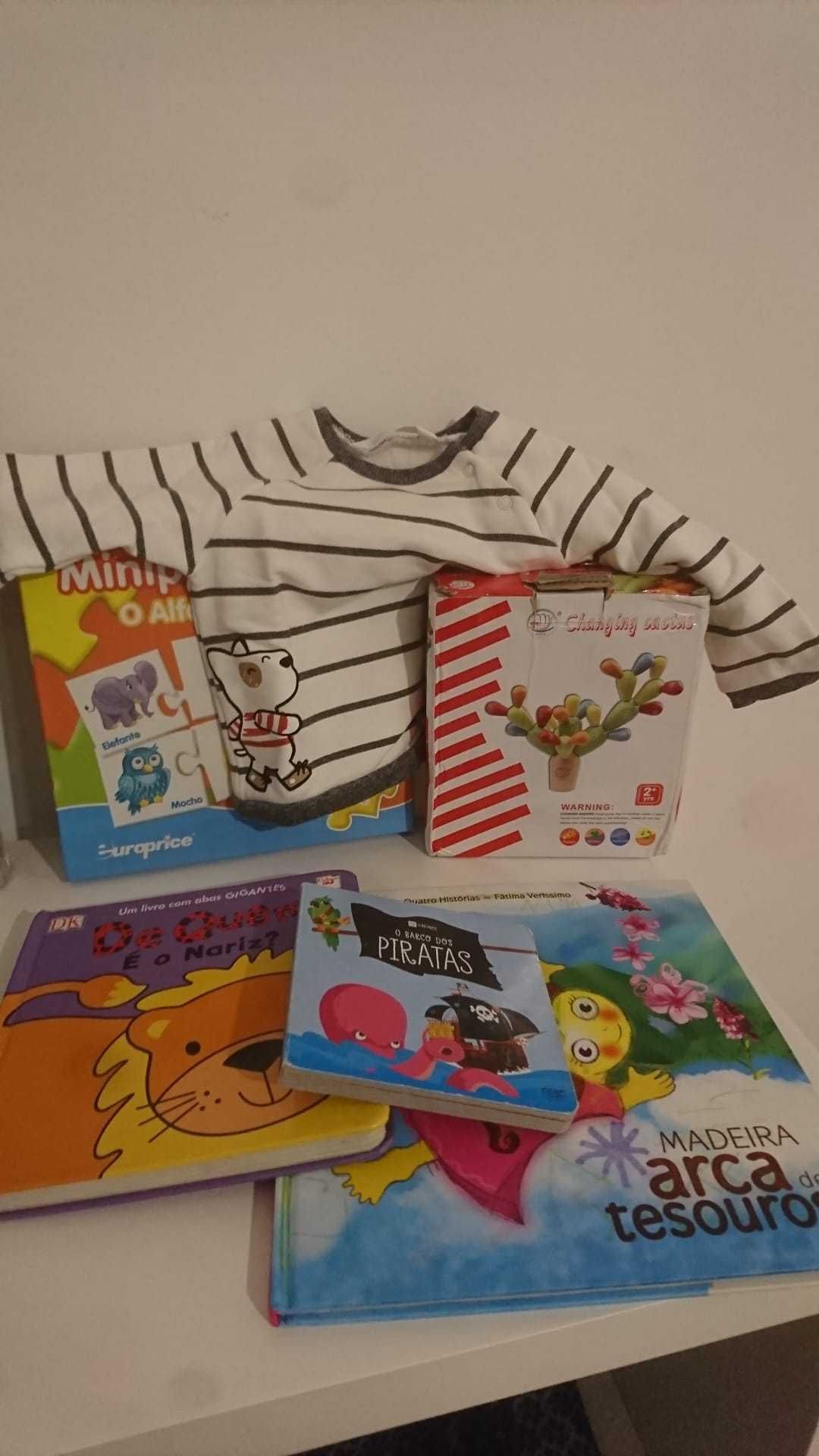 Conjunto criança: 3 livros + 2 brinquedos + 1 camisola
