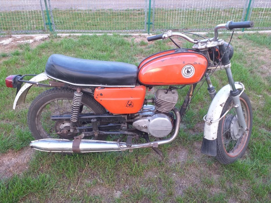 Sprzedam WSK 125 KOS w pełni sprawny motor