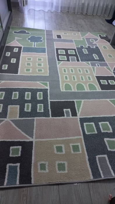 Килим-палас-ковёр в дитячу кімнату.