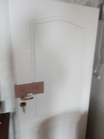 Drzwi drewniane 90cm -w dobrym stanie.