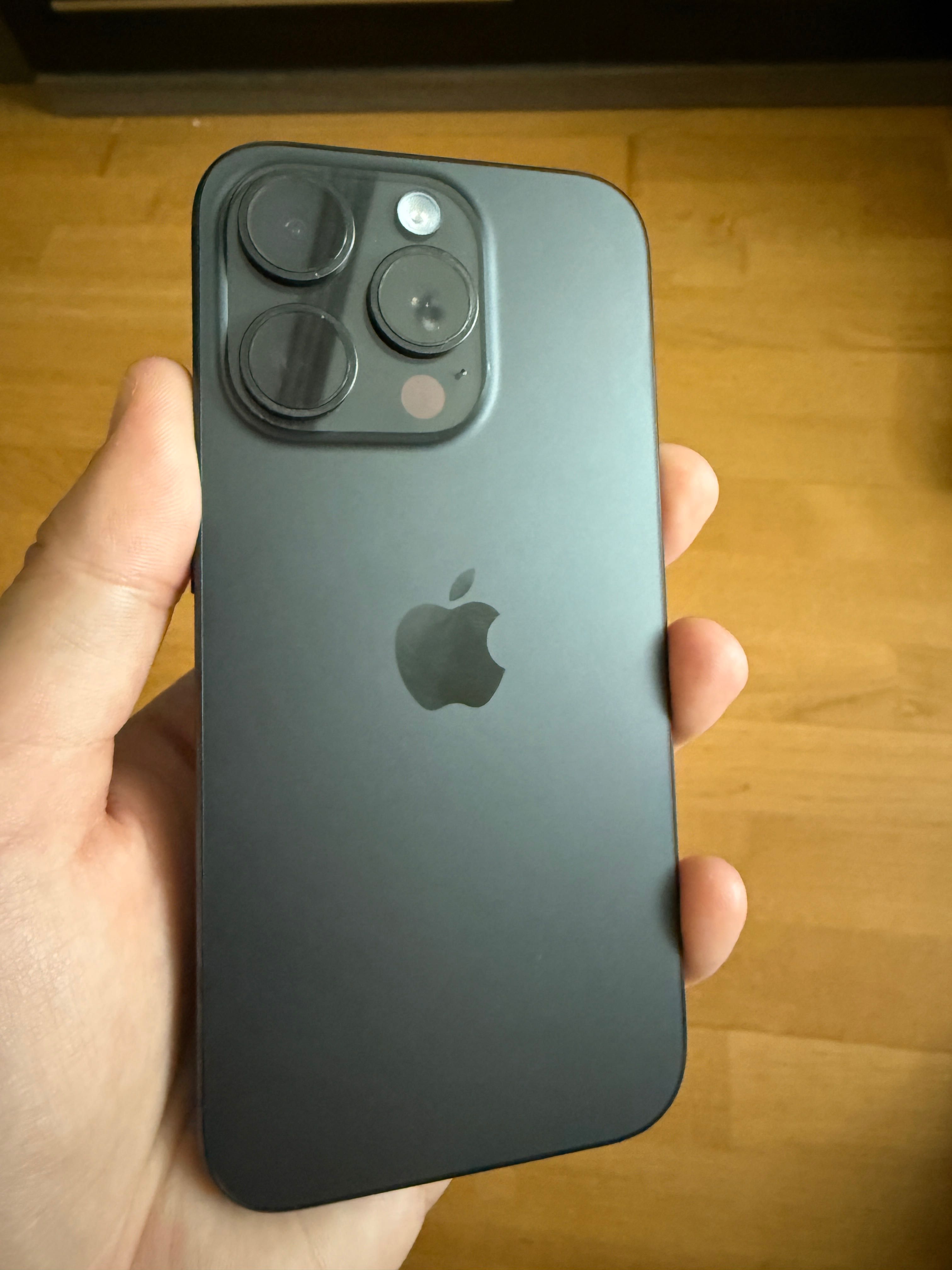 iphone 15 pro 256 gb Neverlock Black Titanium