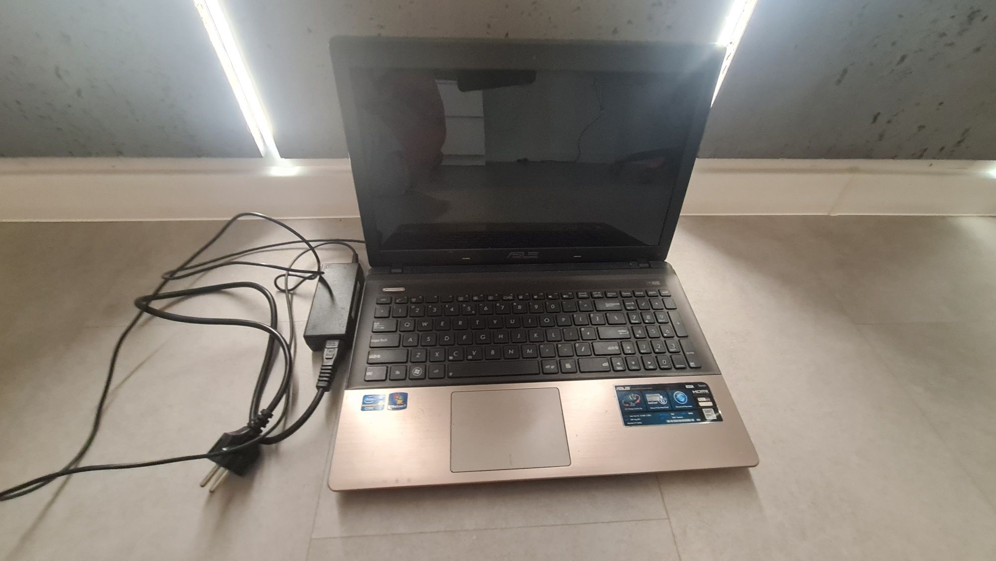 Laptop ASUS K55A