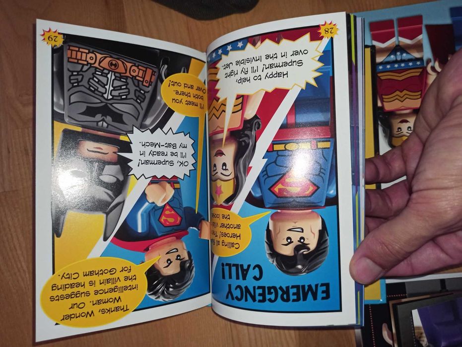 Книга LEGO® DC Super Heroes