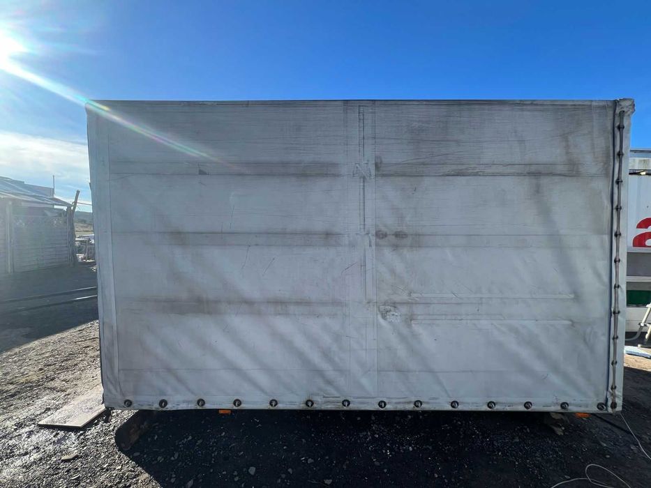 Skrzynia ładunkowa 419x212x231 Zabudowa paka plandeka(MONTAŻ)