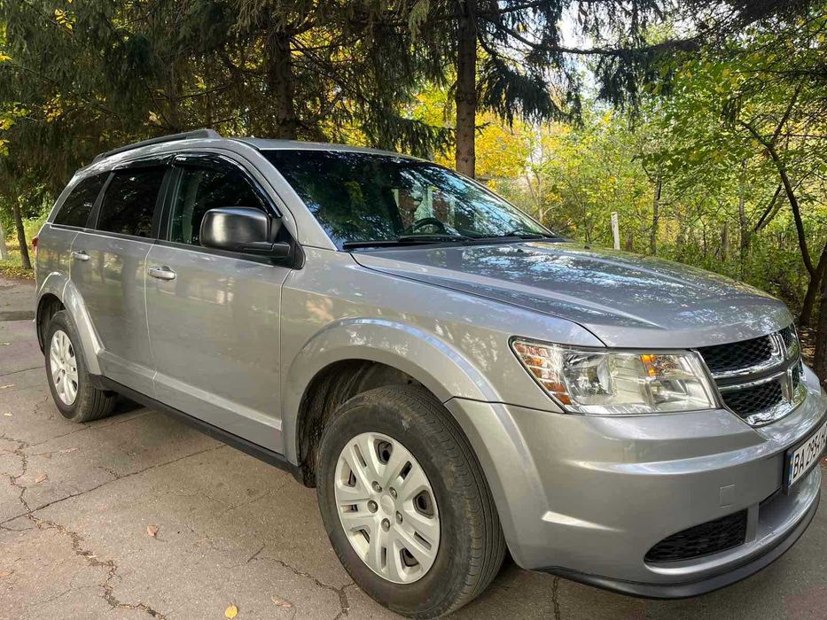 автомобіль Dodge Journey