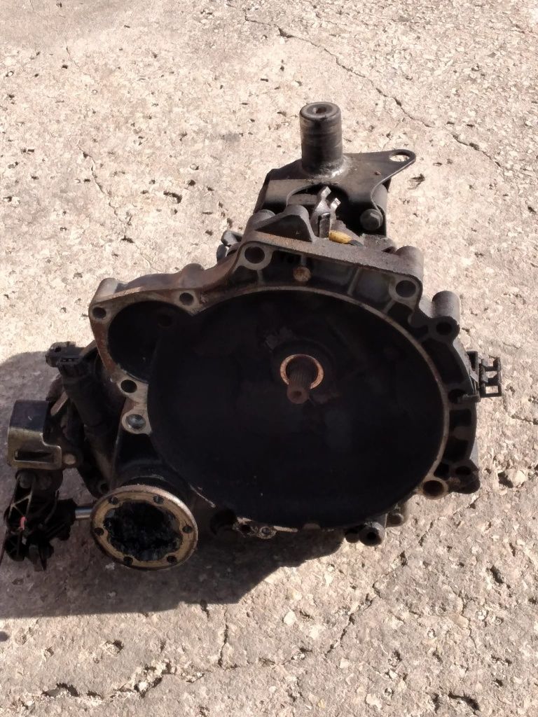 Caixa Velocidades VW POLO MPI 1.0i, 1.4i Gasolina Modelo 6N2 2001