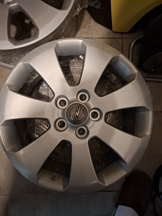 Felgi Aluminiowe Opel Insignia 5x120 17x7 Jak nowe