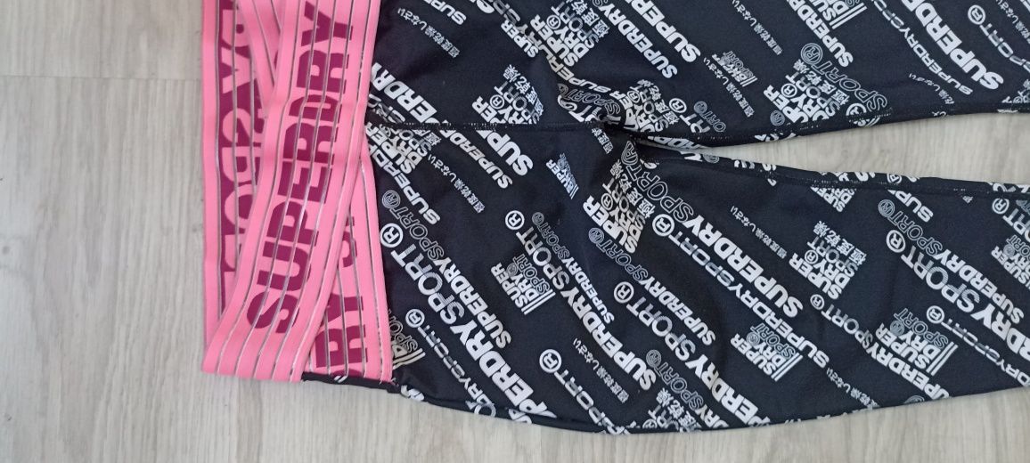 Legginsy bezszwowe brytyjskiej marki Superdry 7/8 rozmiar L