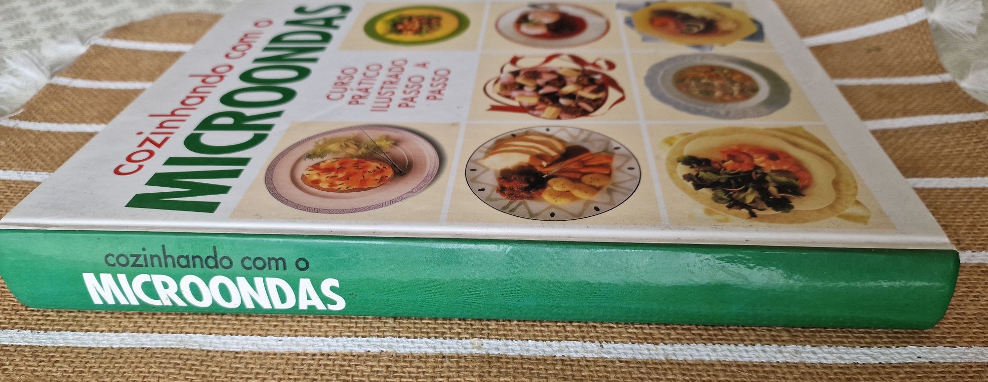 Diversos livros  culinária