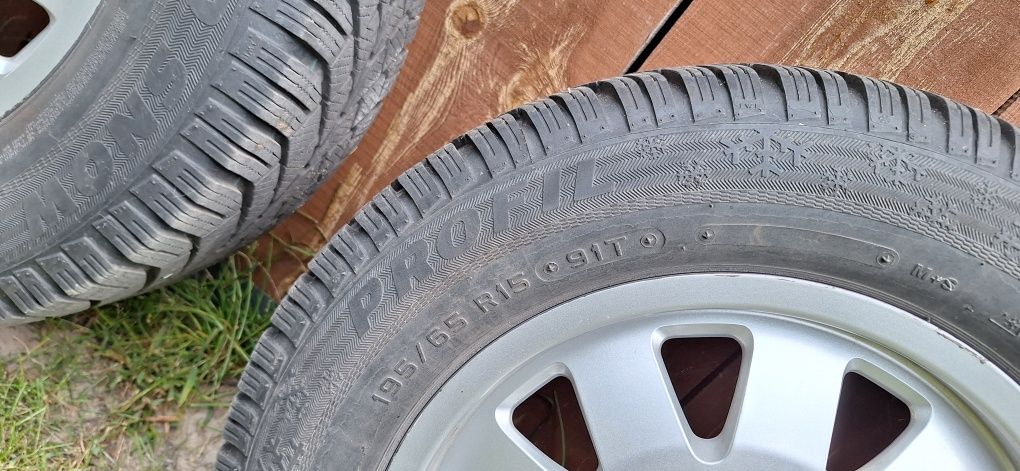 Alufelgi 15 " z oponami zimowymi, Audi A3, A4, A6, Passat, Polo, Golf